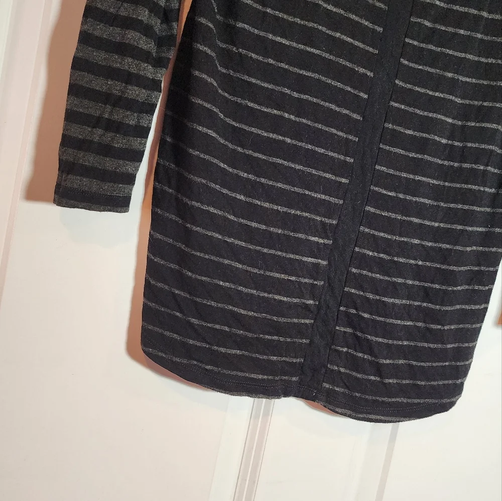 Cable & Gauge Black And Gray Striped Long Sleeve Top L - Picture 3 of 4